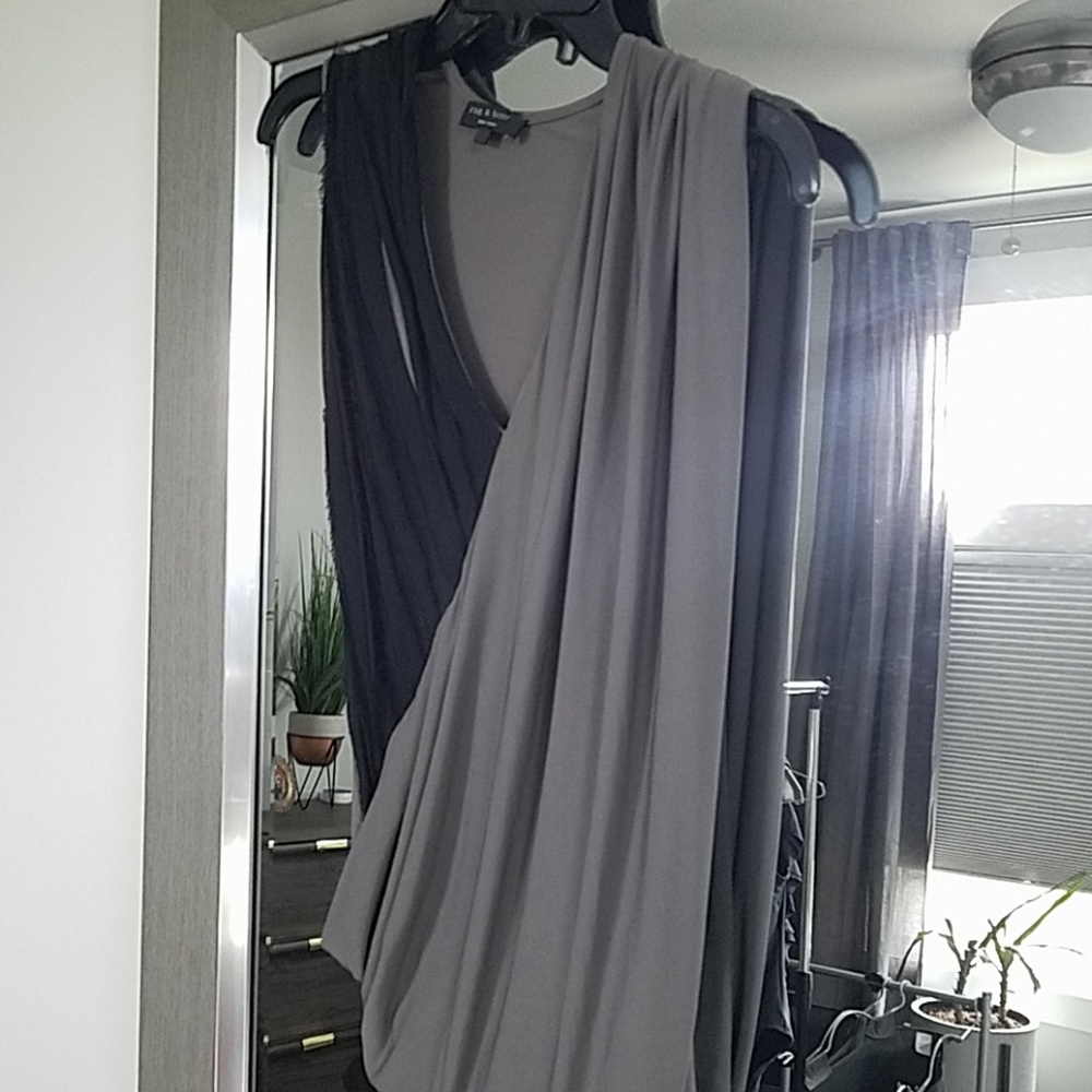 Rag and Bone gray and Black Top